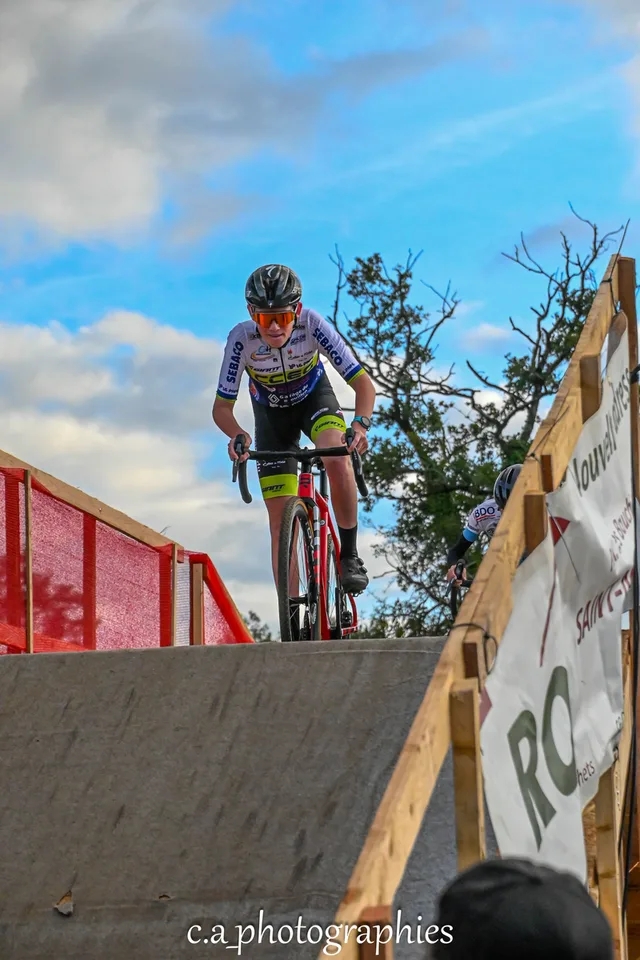 CX 1-33.jpg