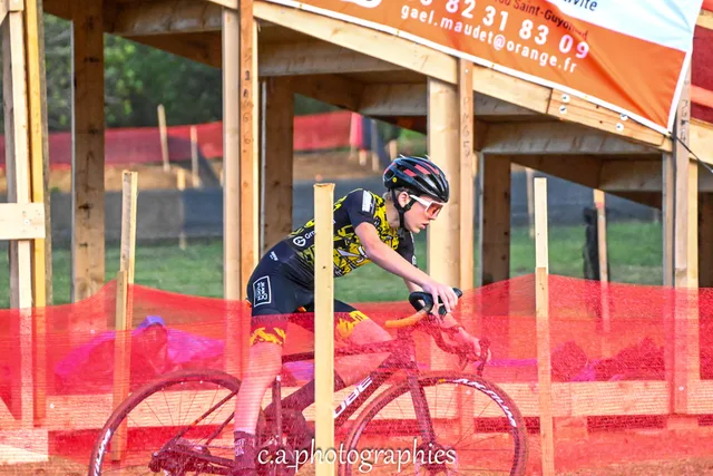 CX 2-12.jpg