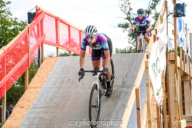 CX 2-25.jpg