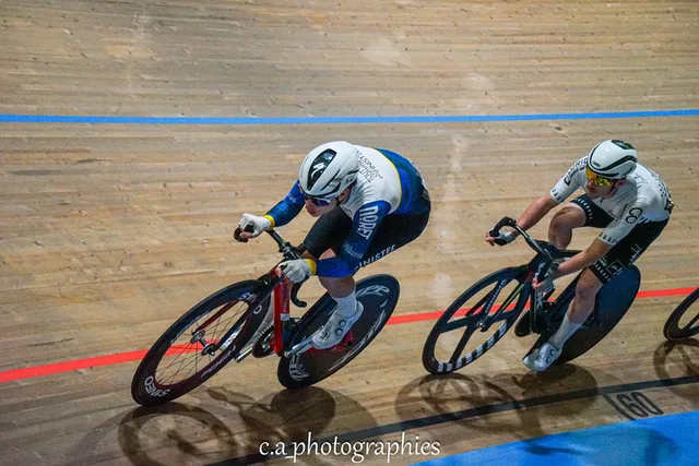 deux nuits du velodrome jour 2-109.jpg