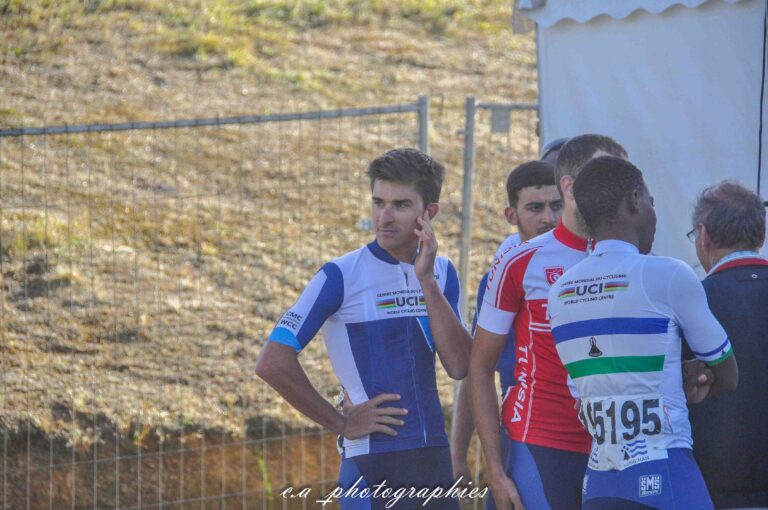 plouay-pro-elites-hommes-24.jpg