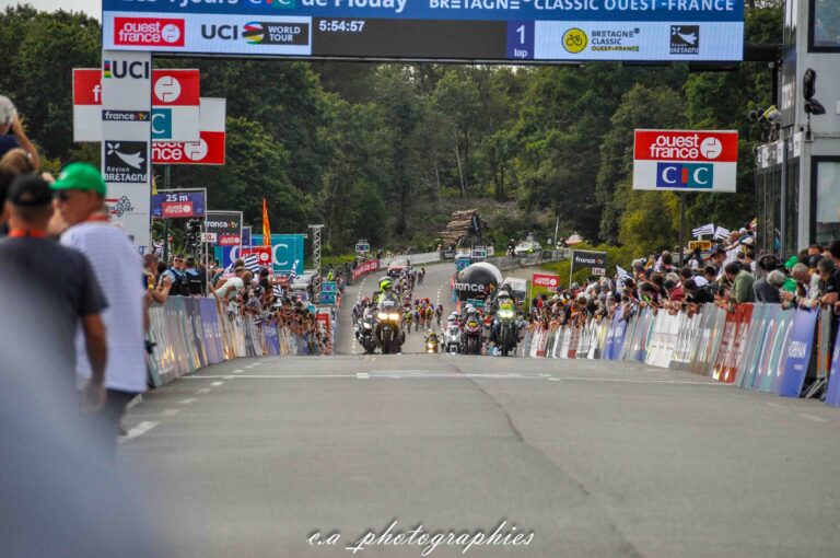 plouay-pro-hommes-2.jpg