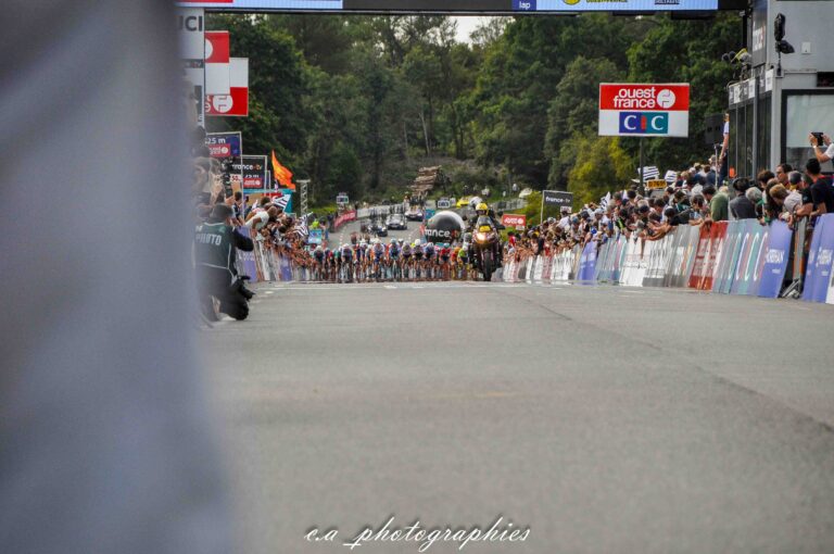 plouay-pro-hommes-4.jpg