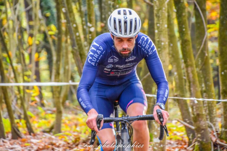 Cyclo-cross-baud-117-sur-331-1.jpg