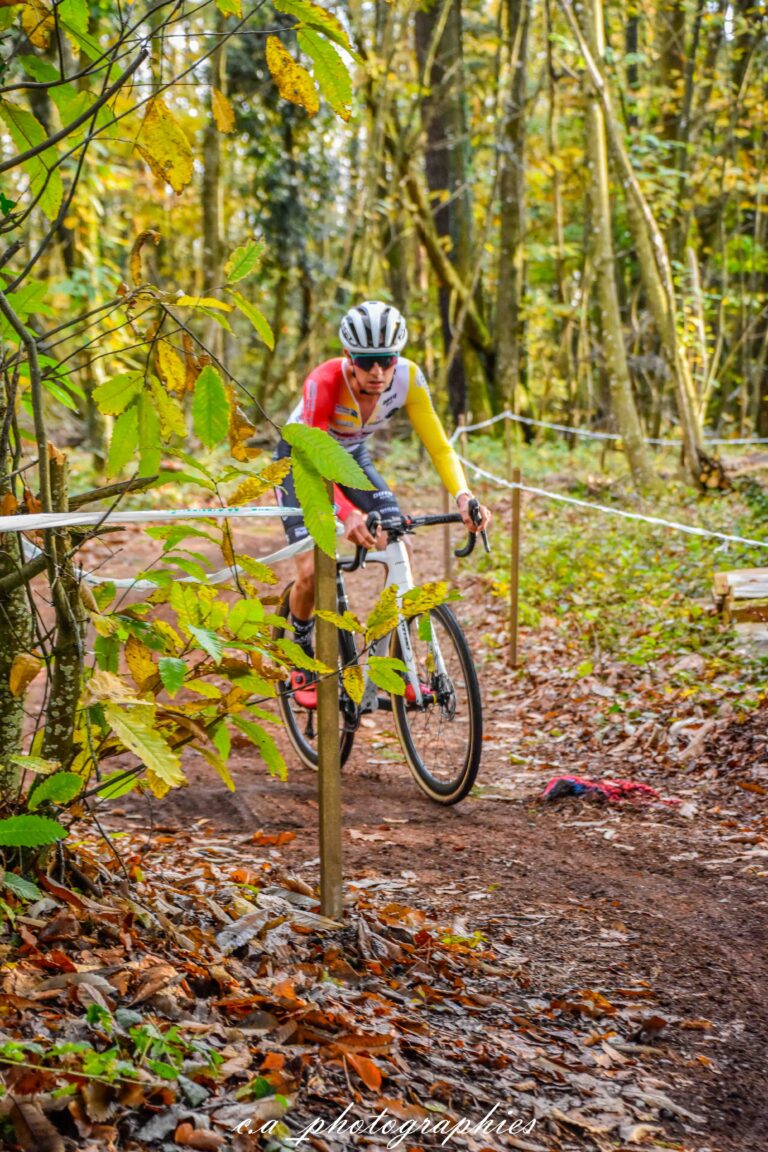 Cyclo-cross-baud-124-sur-331-1.jpg