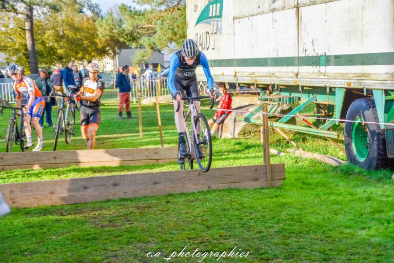 Cyclo-cross-baud-33-sur-331-1.jpg