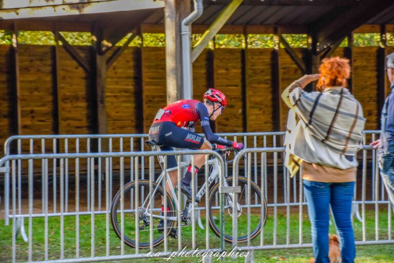 Cyclo-cross-baud-53-sur-331-1.jpg