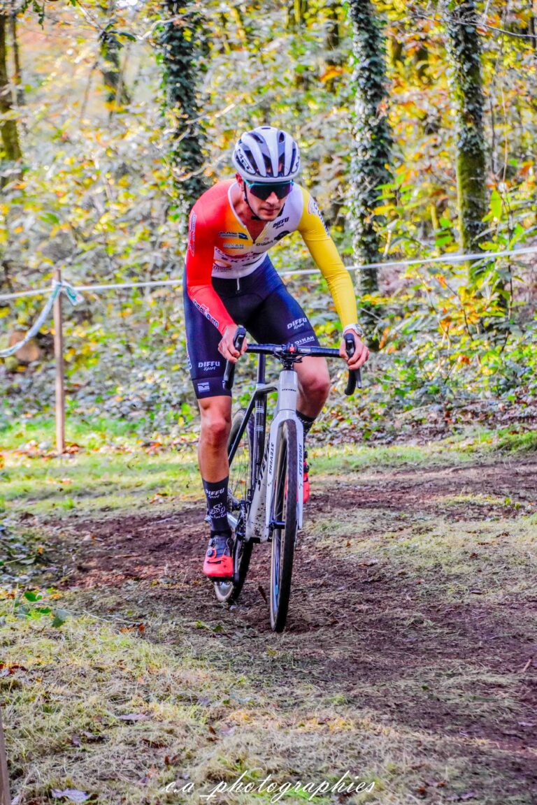 Cyclo-cross-baud-57-sur-331-1.jpg