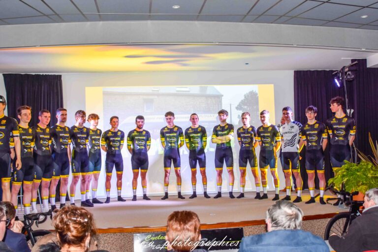 Presentation-Plouay-Cycling-Club-78-sur-99.jpg