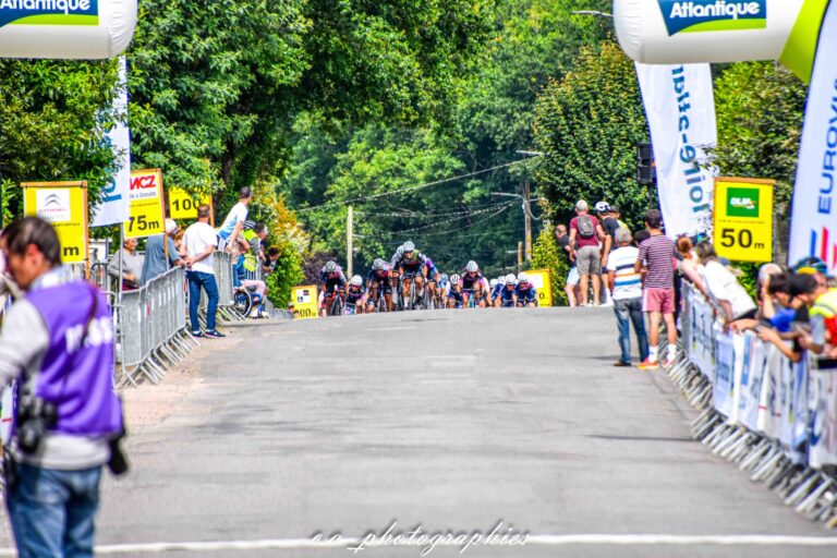Tour-de-Loire-Atlantique-Arrivee-fille-et-course-gars-1-sur-729.jpg