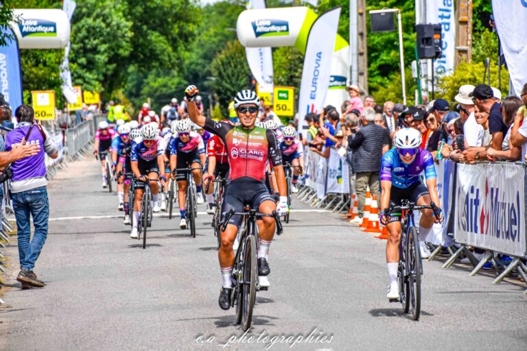 Tour-de-Loire-Atlantique-Arrivee-fille-et-course-gars-25-sur-729.jpg