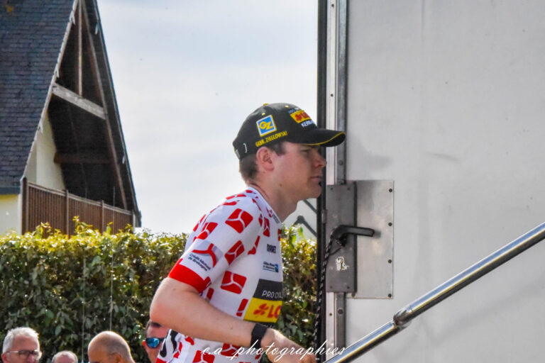 tdb-etape-7-52-sur-556.jpg