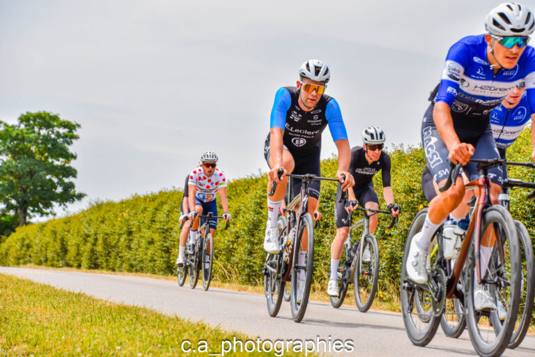 ronde-finisiterienne-pleyben-68.jpg