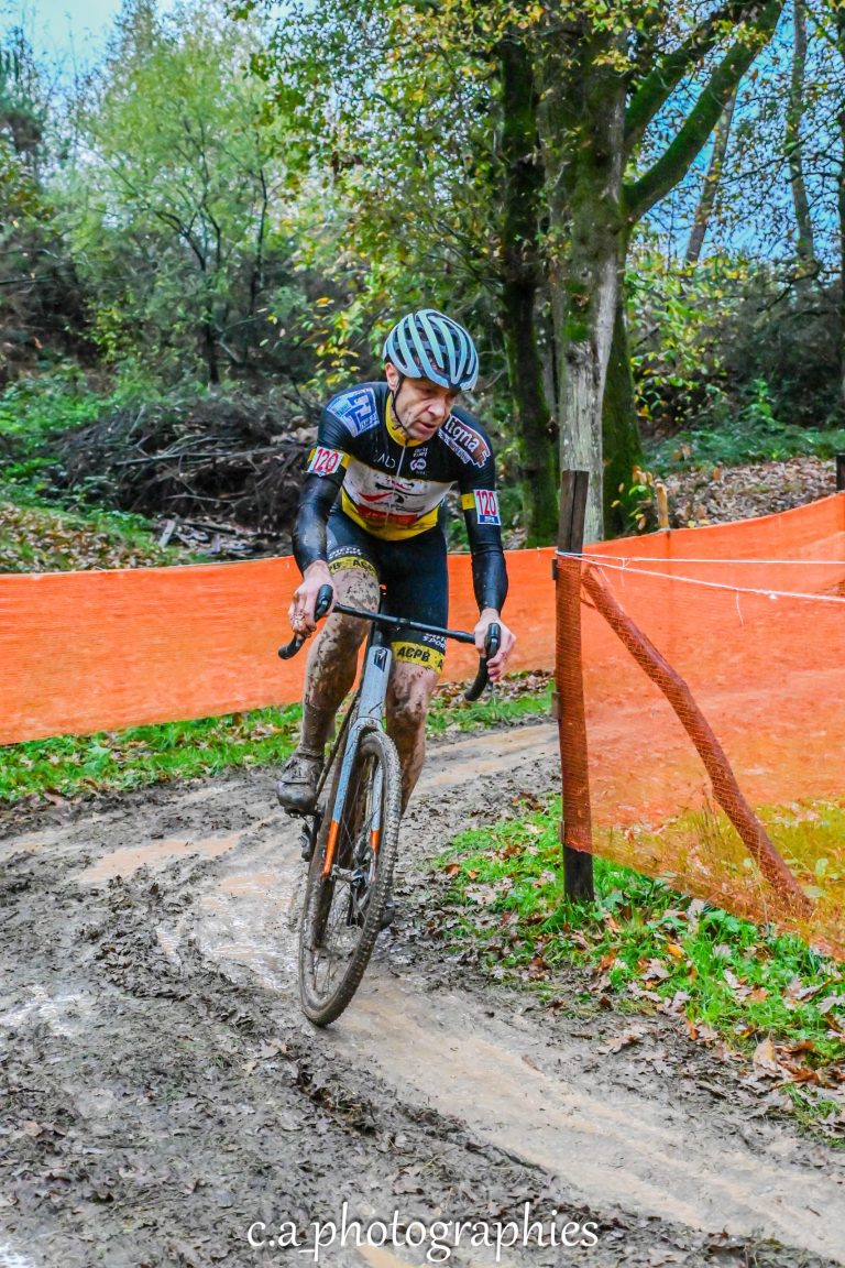 Cyclo-Cross-Quelneuc-Journee-1-15.jpg