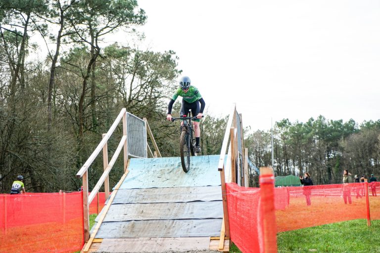 cx-grand-champ-44.jpg