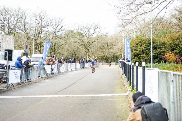 cx-grand-champ-82.jpg