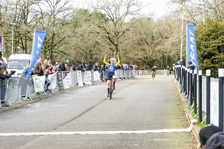 cx-grand-champ-83.jpg